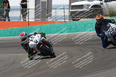 media/Apr-20-2025-AHRMA (Sun) [[393a79c373]]/Race/Group 5/Turn 4b/